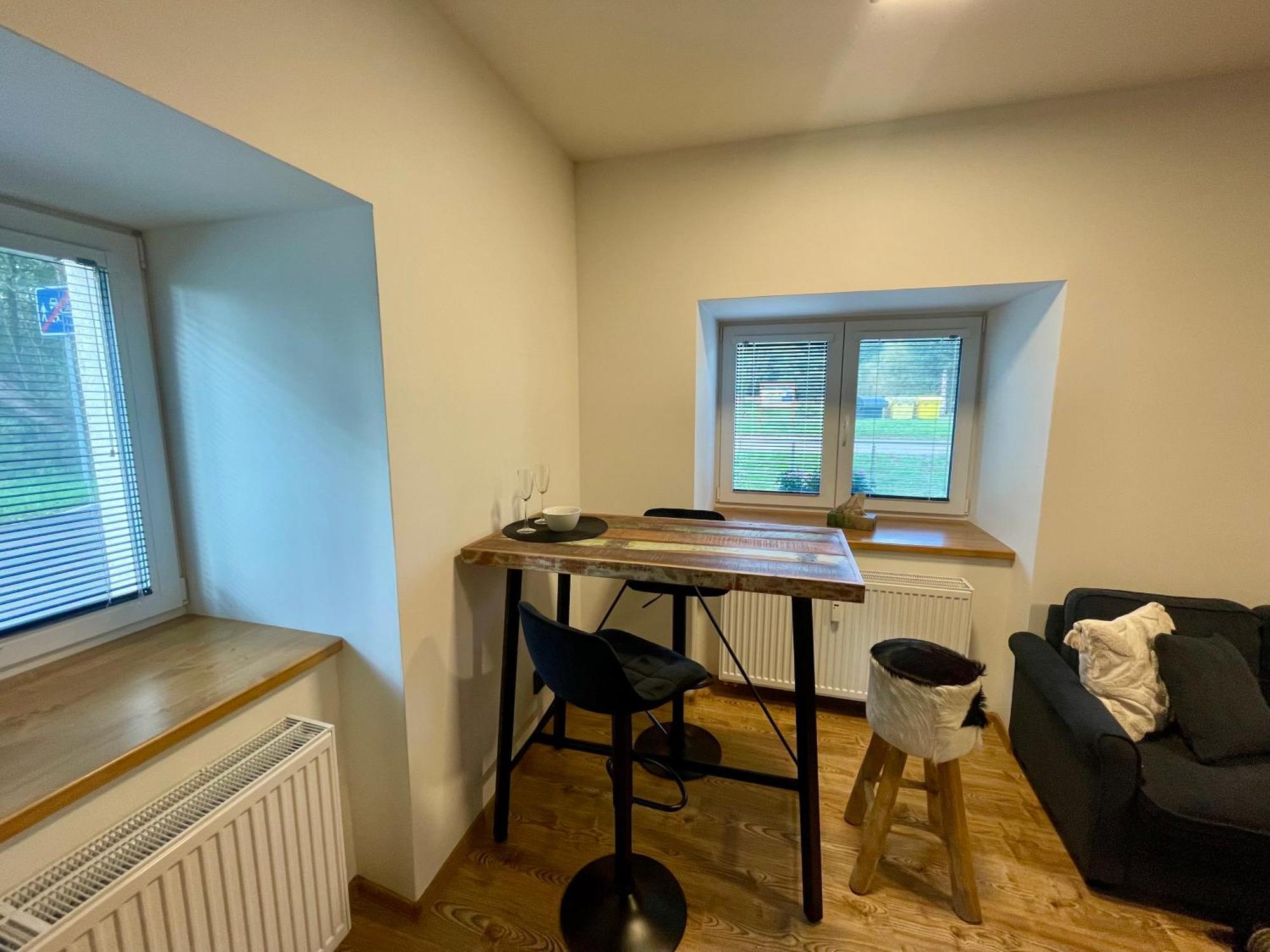 Stare Buky Apartment Navi- Modern Studio In Krkonose Foothills מראה חיצוני תמונה